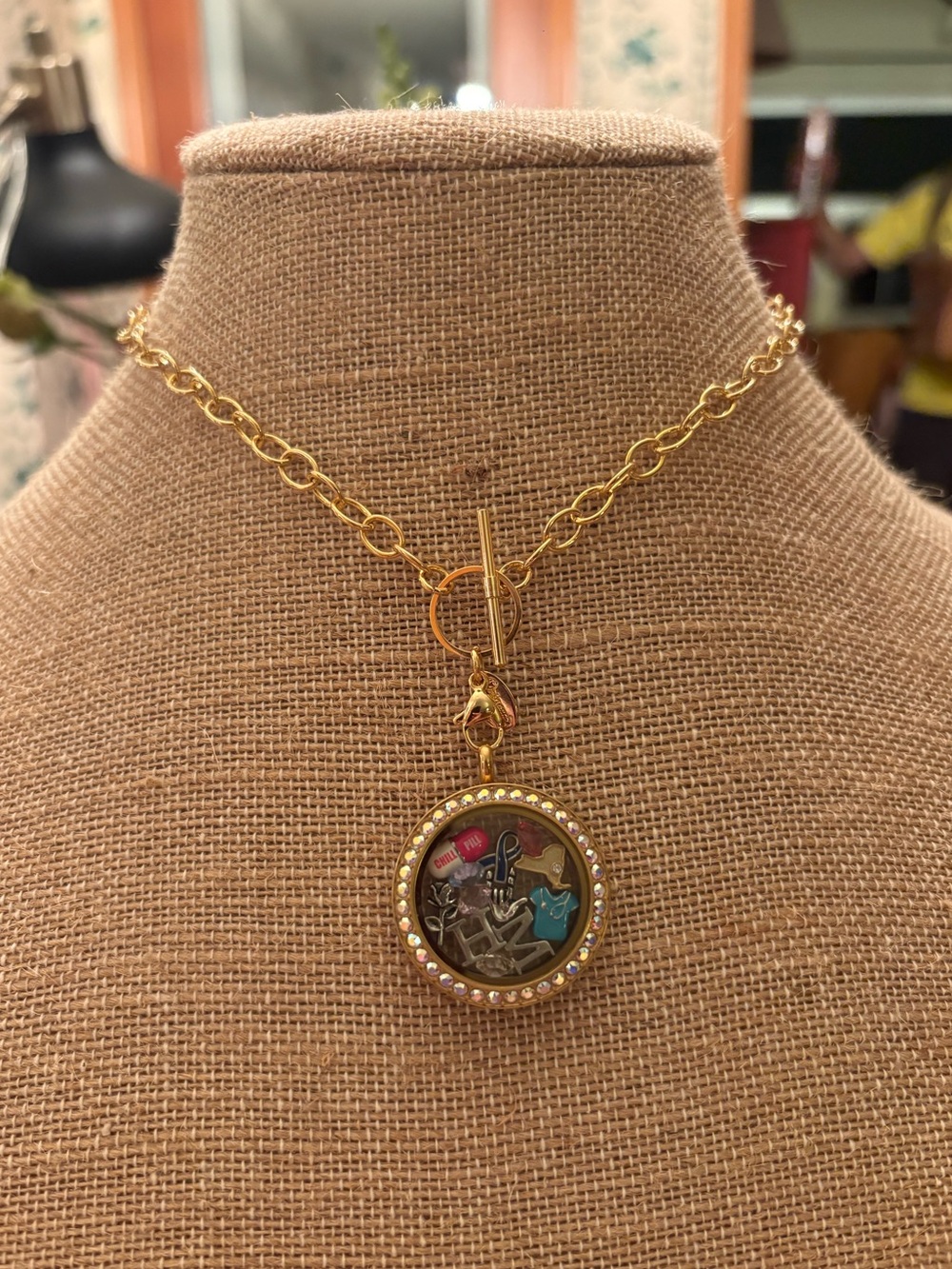 Gold Chain Options ✨ - Picture 4 of 4